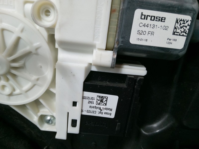 Recambio de elevalunas electrico delantero derecho para jeep renegade suv (bu, b1, bv) 1.6 crd referencia OEM IAM 520154940  