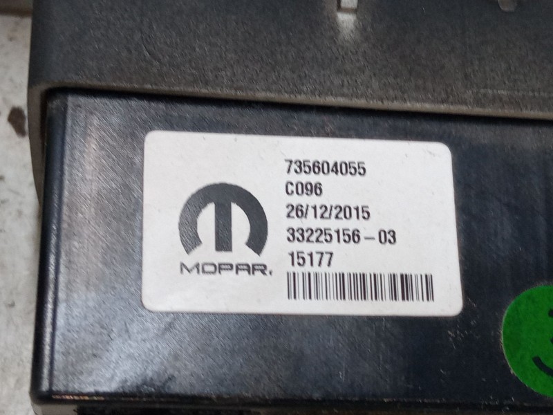 Recambio de conector usb / aux para jeep renegade suv (bu, b1, bv) 1.6 crd referencia OEM IAM 735604055  