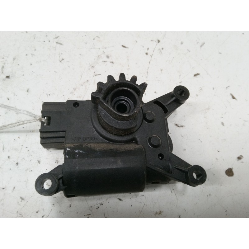 Recambio de motor apertura trampillas climatizador para jeep renegade suv (bu, b1, bv) 1.6 crd referencia OEM IAM A21102000  