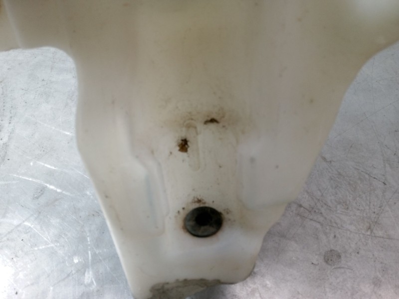 Recambio de deposito limpiaparabrisas para jeep renegade suv (bu, b1, bv) 1.6 crd referencia OEM IAM   