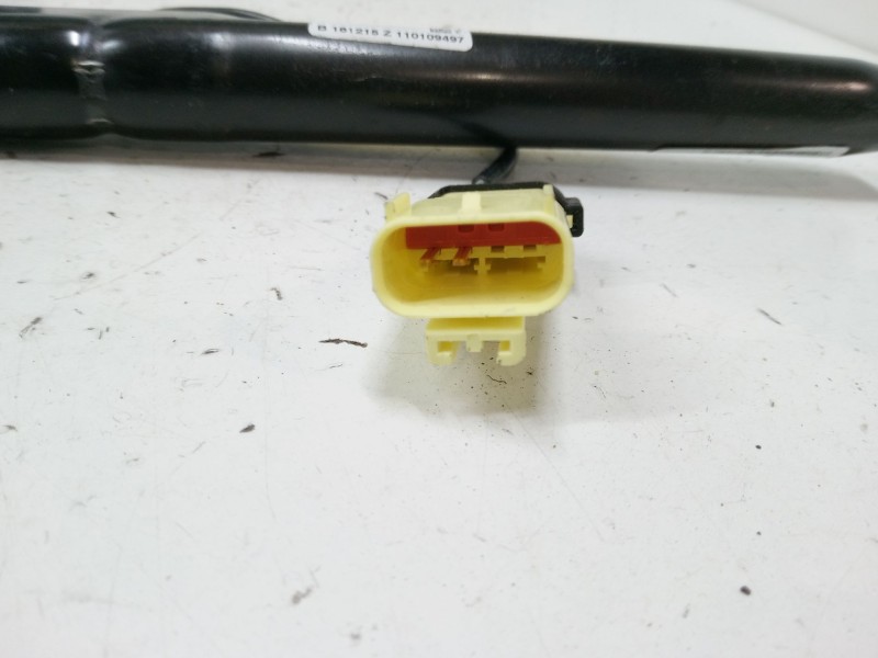 Recambio de cinturon seguridad delantero izquierdo para jeep renegade suv (bu, b1, bv) 1.6 crd referencia OEM IAM   