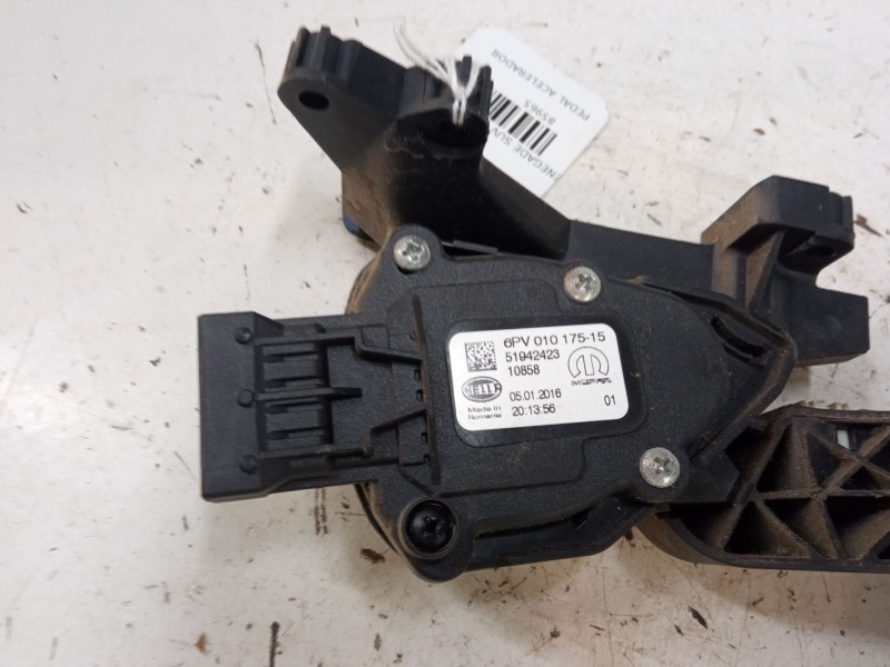 Recambio de pedal acelerador para jeep renegade suv (bu, b1, bv) 1.6 crd referencia OEM IAM 51942423 6PV01017515 