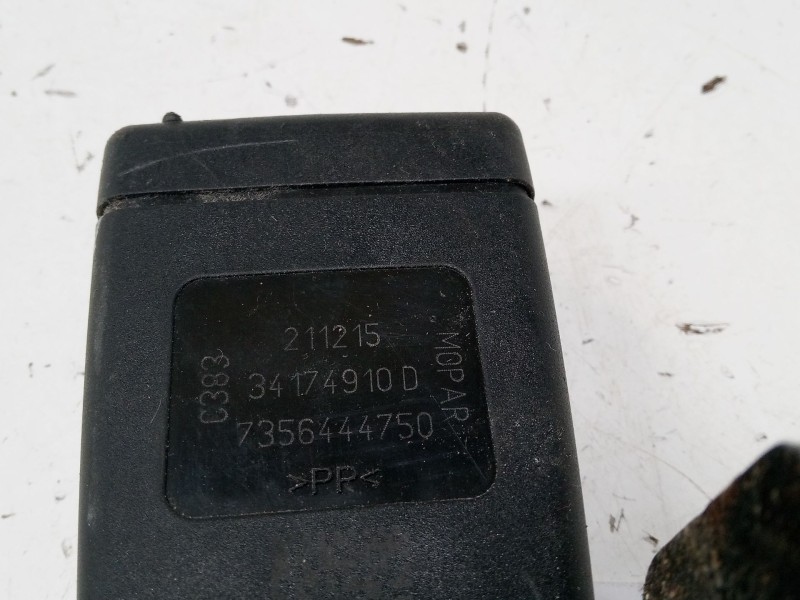 Recambio de anclaje cinturon trasero derecho para jeep renegade suv (bu, b1, bv) 1.6 crd referencia OEM IAM   