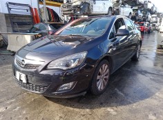 opel astra j (p10) del año 2011
