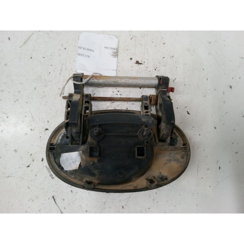 Recambio de maneta exterior puerta delantera derecha para opel combo tour 1.3 cdti 16v referencia OEM IAM 22175  