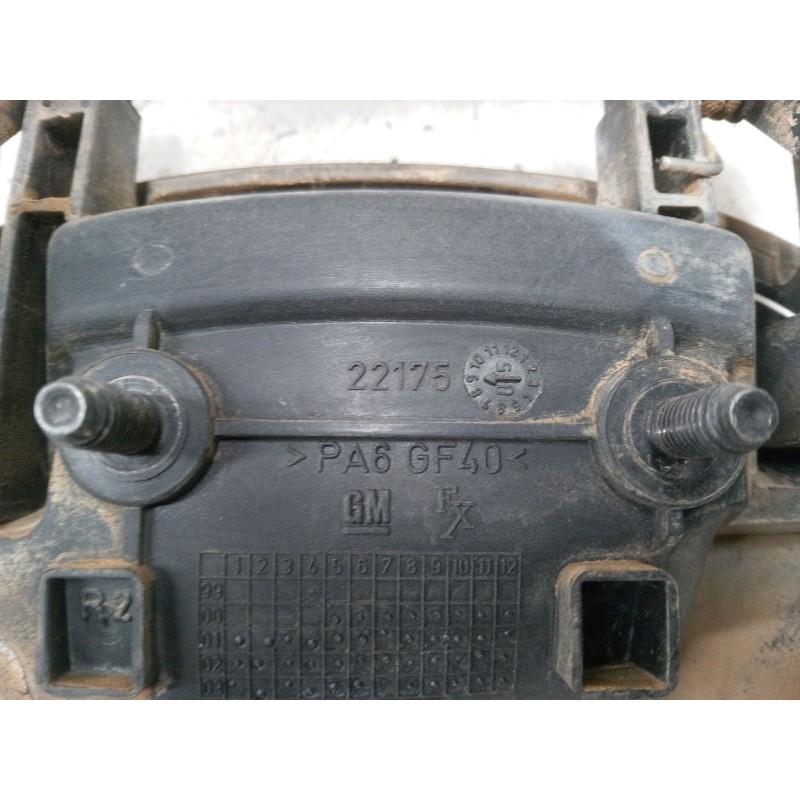 Recambio de maneta exterior puerta delantera derecha para opel combo tour 1.3 cdti 16v referencia OEM IAM 22175  