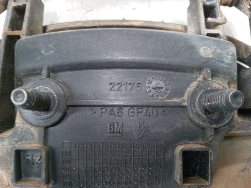 Recambio de maneta exterior puerta delantera derecha para opel combo tour 1.3 cdti 16v referencia OEM IAM 22175  