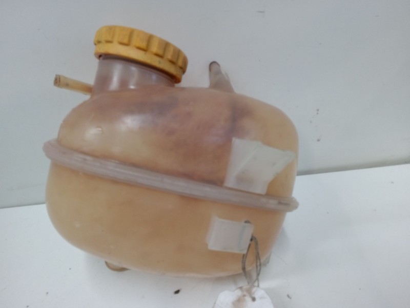 Recambio de deposito expansion para opel combo tour 1.3 cdti 16v referencia OEM IAM   