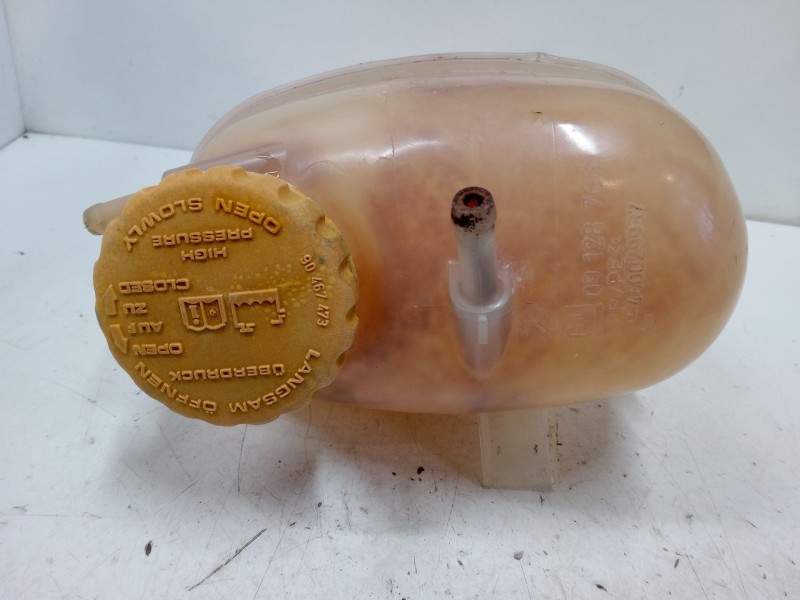 Recambio de deposito expansion para opel combo tour 1.3 cdti 16v referencia OEM IAM   