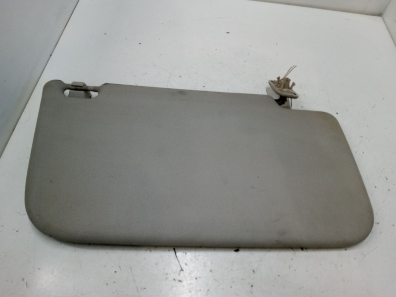 Recambio de parasol izquierdo para opel combo tour 1.3 cdti 16v referencia OEM IAM   