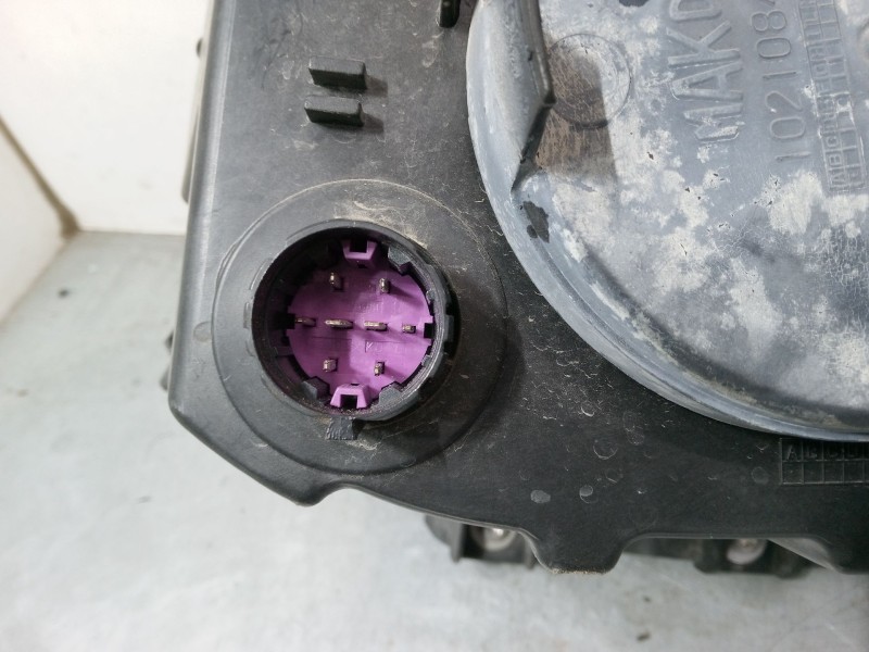 Recambio de faro derecho para fiat doblo cargo (263_) 1.3 d multijet referencia OEM IAM   