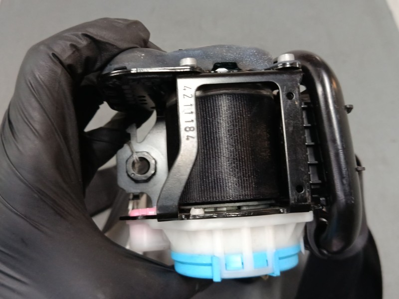 Recambio de cinturon seguridad delantero izquierdo para citroën c4 picasso i monospace (ud_) 1.6 hdi 110 referencia OEM IAM 9674