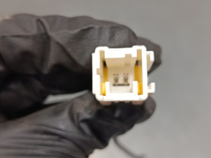 Recambio de anclaje cinturon delantero derecho para citroën c4 picasso i monospace (ud_) 1.6 hdi 110 referencia OEM IAM 96845112