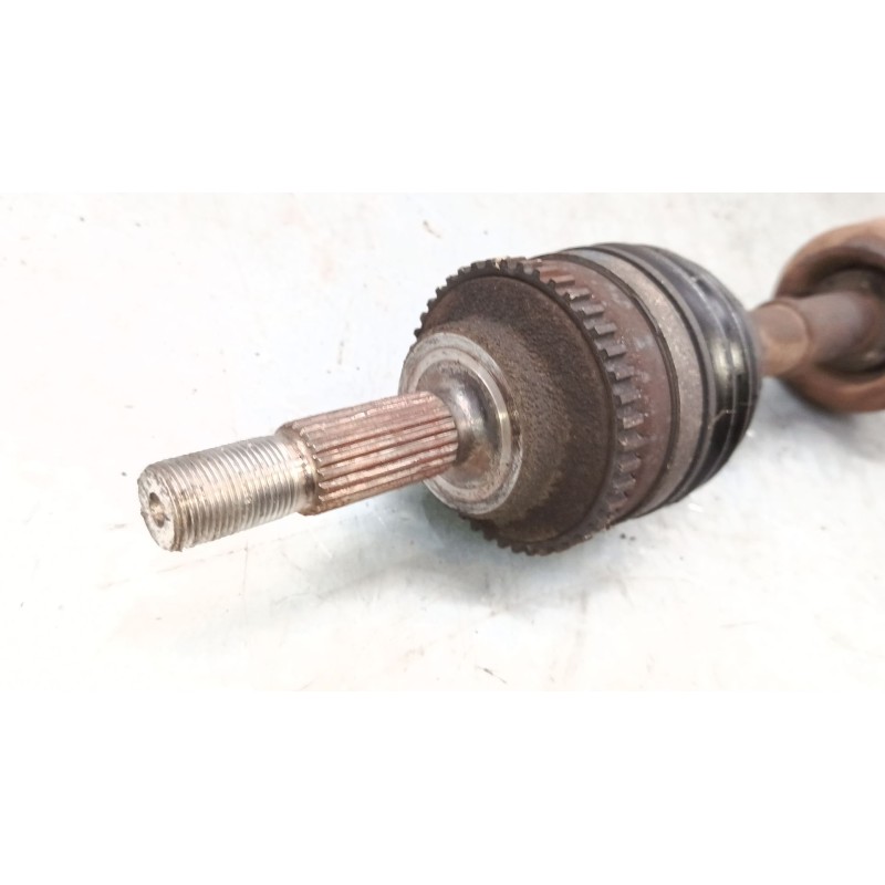 Recambio de transmision delantera derecha para renault clio ii (bb_, cb_) 1.4 16v (b/cb0p, bb13) referencia OEM IAM 8200274166  