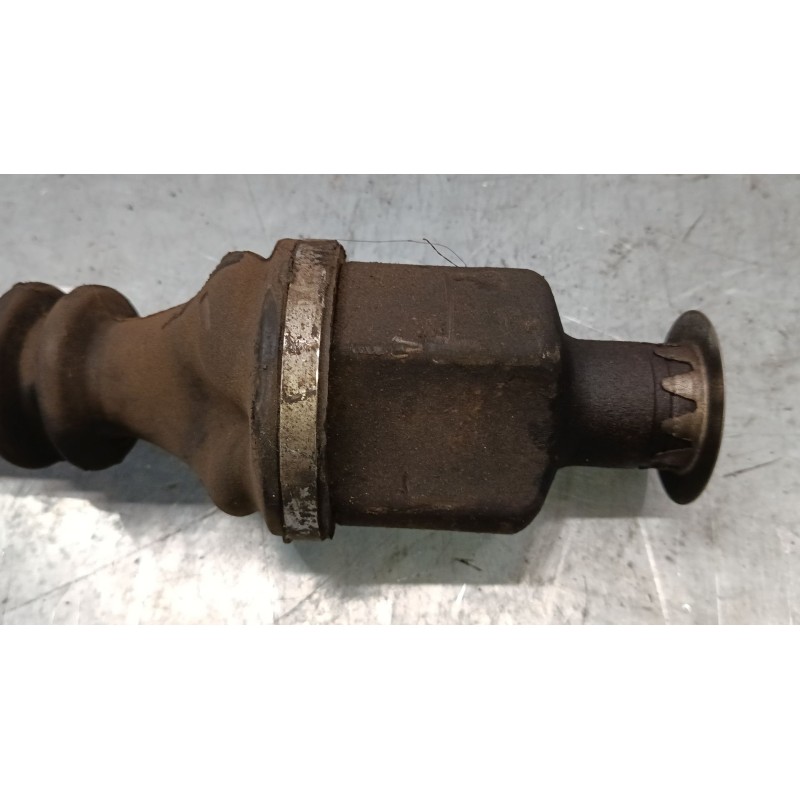 Recambio de transmision delantera derecha para renault clio ii (bb_, cb_) 1.4 16v (b/cb0p, bb13) referencia OEM IAM 8200274166  