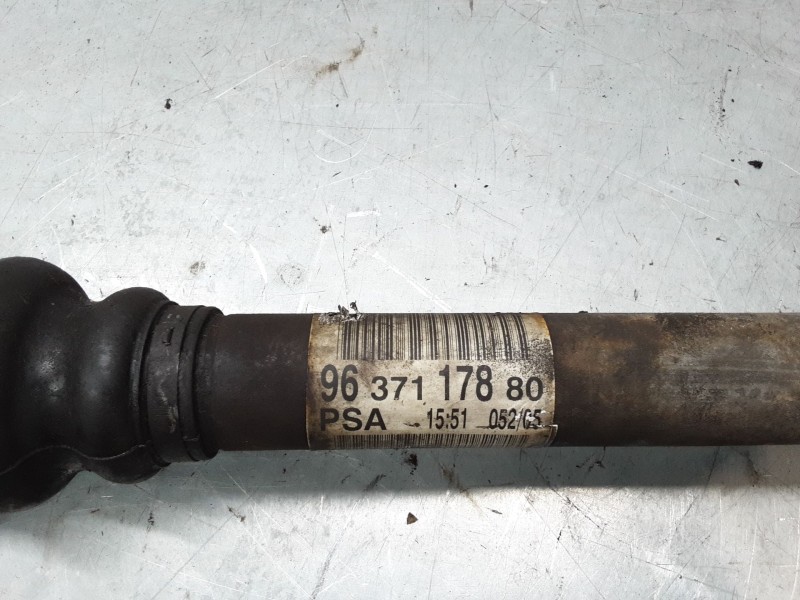 Recambio de transmision delantera derecha para peugeot 307 cc (3b) 2.0 16v referencia OEM IAM 9637117880  