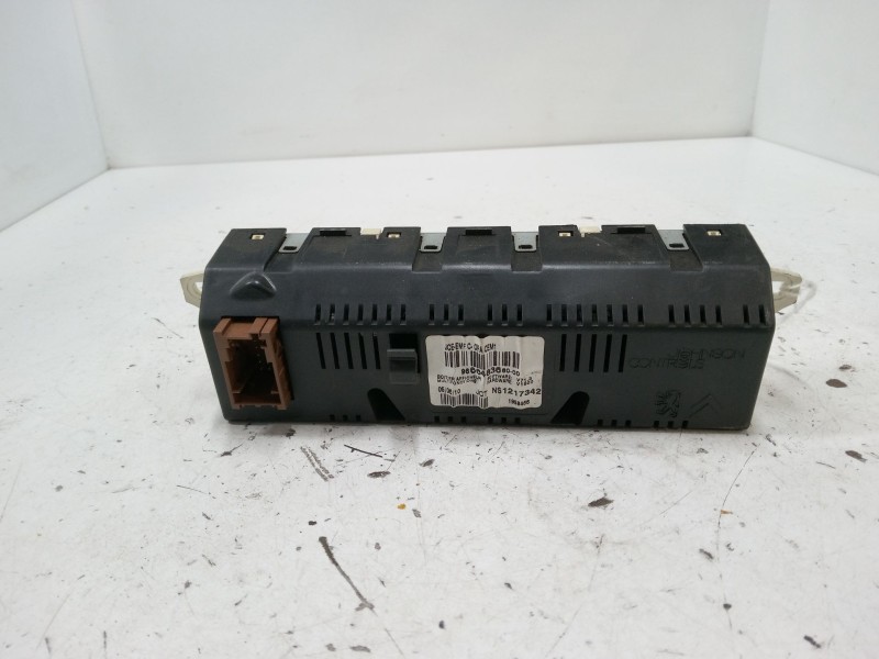 Recambio de pantalla interior reloj para peugeot 207/207+ (wa_, wc_) 1.4 16v referencia OEM IAM 9666483680  