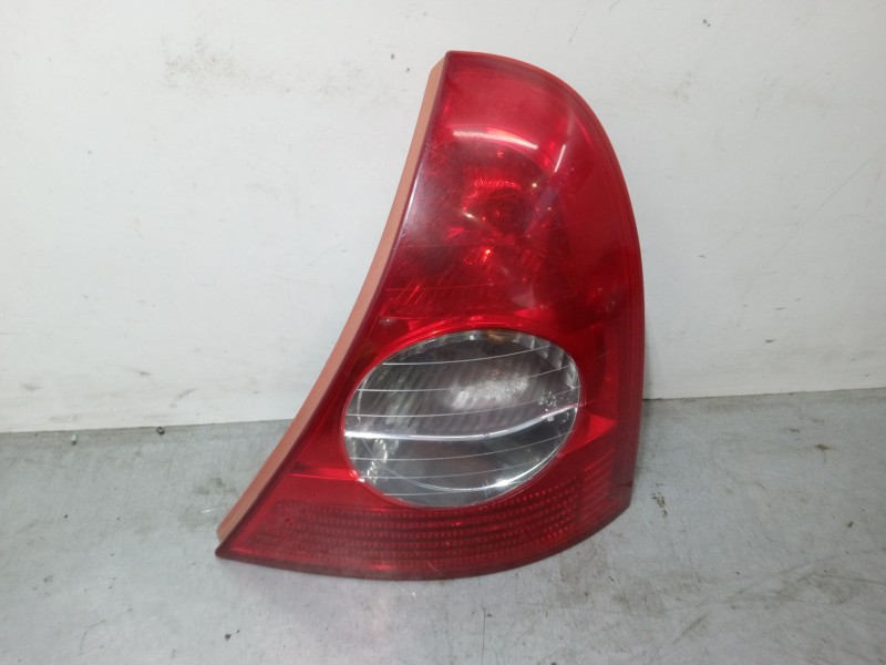 Recambio de piloto trasero derecho para renault clio ii (bb_, cb_) 1.4 16v (b/cb0p, bb13) referencia OEM IAM 8200071414 X65PH2 