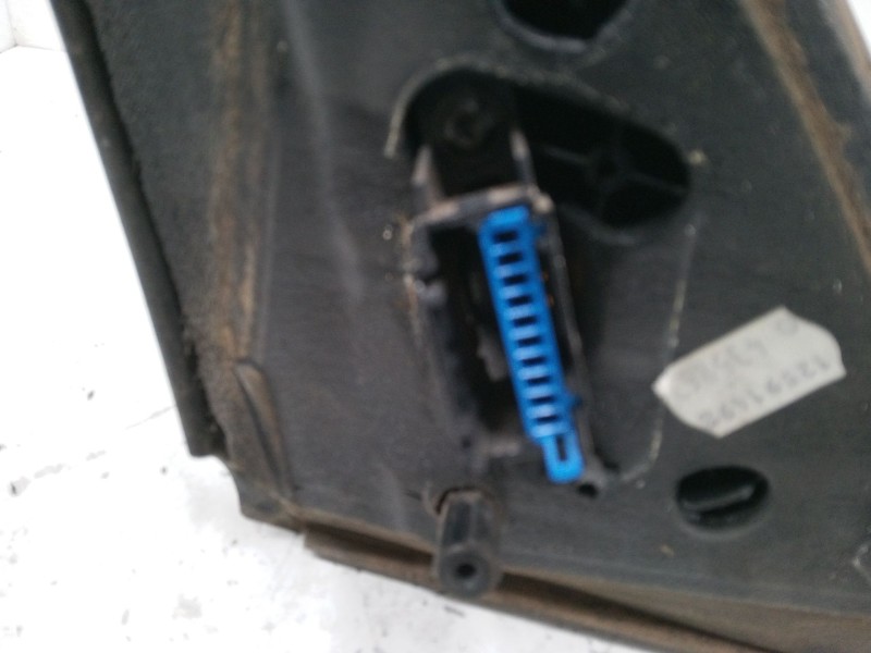 Recambio de retrovisor electrico izquierdo para renault clio ii (bb_, cb_) 1.4 16v (b/cb0p, bb13) referencia OEM IAM   