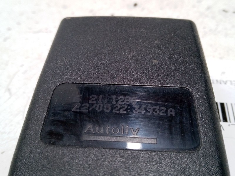 Recambio de anclaje cinturon delantero derecho para peugeot 207/207+ (wa_, wc_) 1.6 hdi referencia OEM IAM   