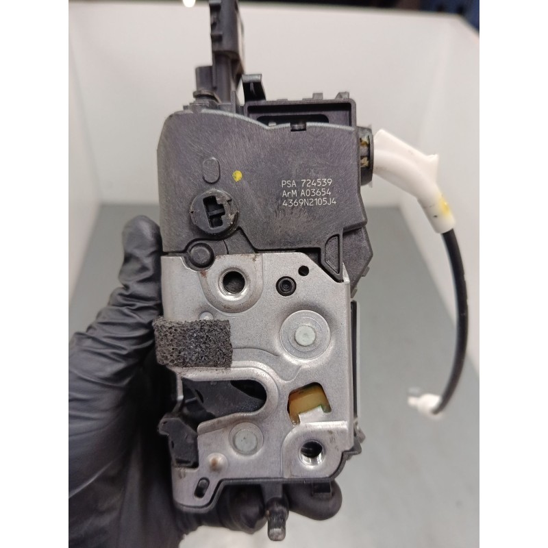 Recambio de cerradura puerta trasera izquierda para peugeot 3008 i monospace (0u_) 1.6 thp referencia OEM IAM 724539  