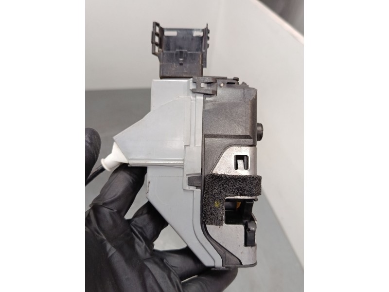 Recambio de cerradura puerta trasera izquierda para peugeot 3008 i monospace (0u_) 1.6 thp referencia OEM IAM 724539  