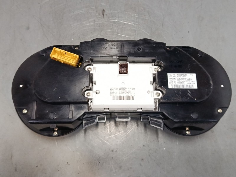 Recambio de cuadro instrumentos para peugeot 3008 i monospace (0u_) 1.6 thp referencia OEM IAM 9666276280  