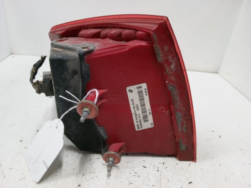 Recambio de piloto trasero derecho para audi a8 d3 (4e2, 4e8) 3.0 tdi quattro referencia OEM IAM 4E0945096C  