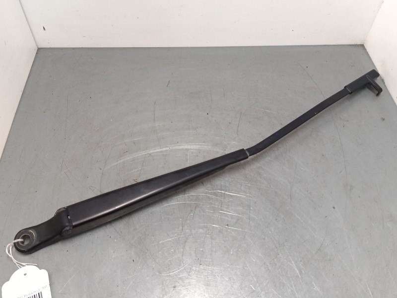 Recambio de brazo limpia delantero izquierdo para renault modus / grand modus (f/jp0_) 1.4 (jp01, jp0j) referencia OEM IAM   