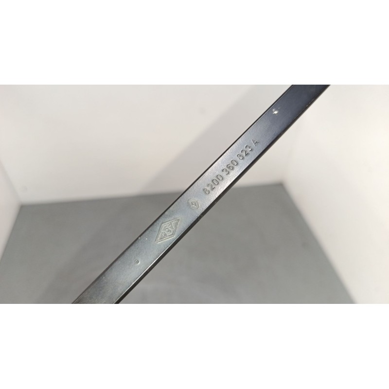 Recambio de brazo limpia delantero izquierdo para renault modus / grand modus (f/jp0_) 1.4 (jp01, jp0j) referencia OEM IAM   