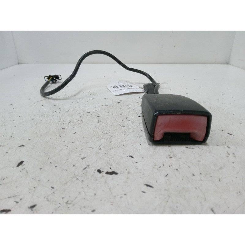 Recambio de anclaje cinturon delantero izquierdo para audi a8 d3 (4e2, 4e8) 3.0 tdi quattro referencia OEM IAM 4E085775501C  