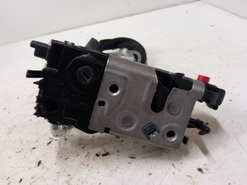 Recambio de cerradura puerta trasera derecha para citroën c4 ii (nc_) 1.6 hdi 90 referencia OEM IAM   