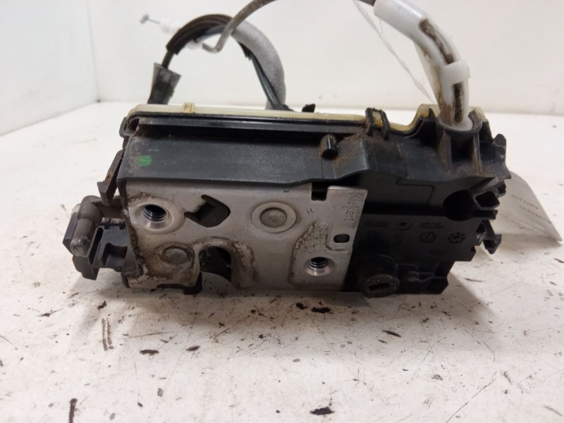 Recambio de cerradura puerta delantera derecha para citroën c4 ii (nc_) 1.6 hdi 90 referencia OEM IAM   