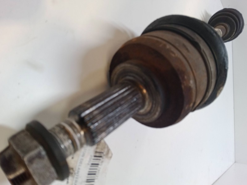 Recambio de transmision delantera derecha para audi a4 b5 (8d2) 2.4 quattro referencia OEM IAM   