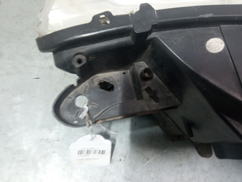 Recambio de faro derecho para citroën c4 ii (nc_) 1.6 hdi 90 referencia OEM IAM 9637304480  
