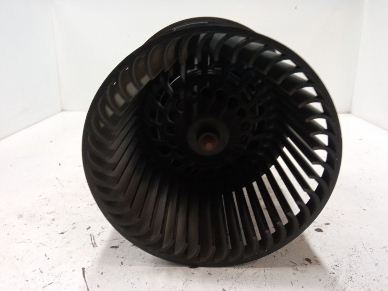 Recambio de motor calefaccion para citroën c4 ii (nc_) 1.6 hdi 90 referencia OEM IAM T1011131B  