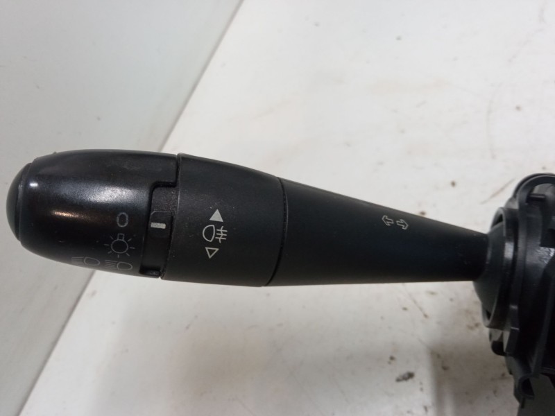 Recambio de mando luces para citroën c4 ii (nc_) 1.6 hdi 90 referencia OEM IAM 96759250XT  