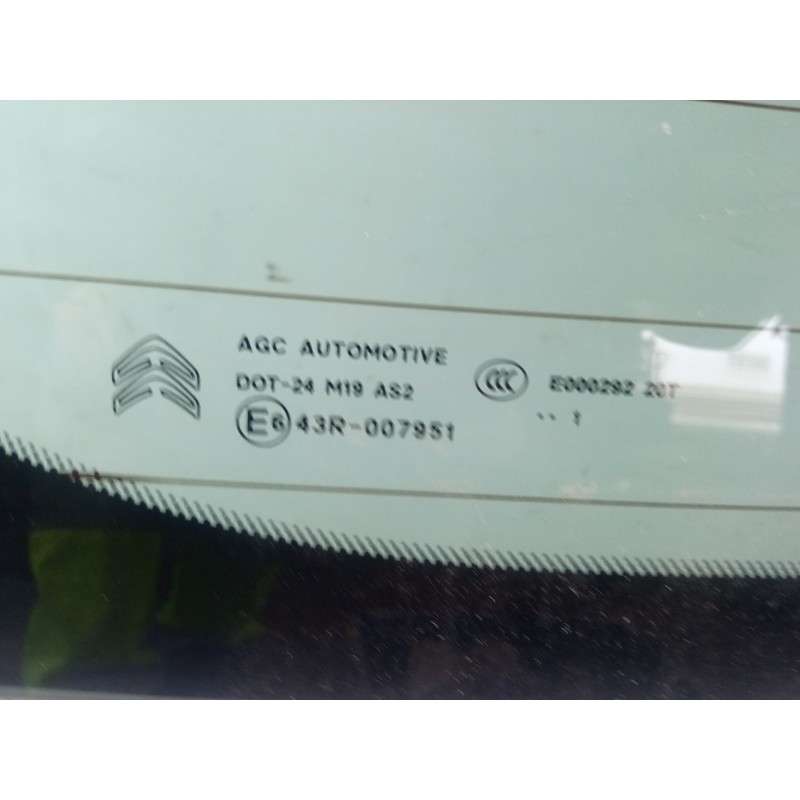 Recambio de porton trasero para citroën c4 ii (nc_) 1.6 hdi 90 referencia OEM IAM 8701FQ  