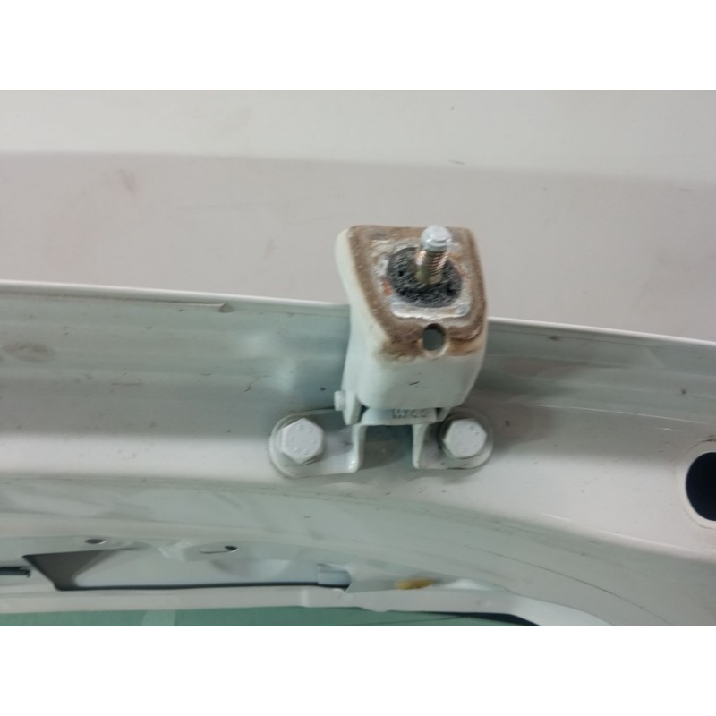 Recambio de porton trasero para citroën c4 ii (nc_) 1.6 hdi 90 referencia OEM IAM 8701FQ  