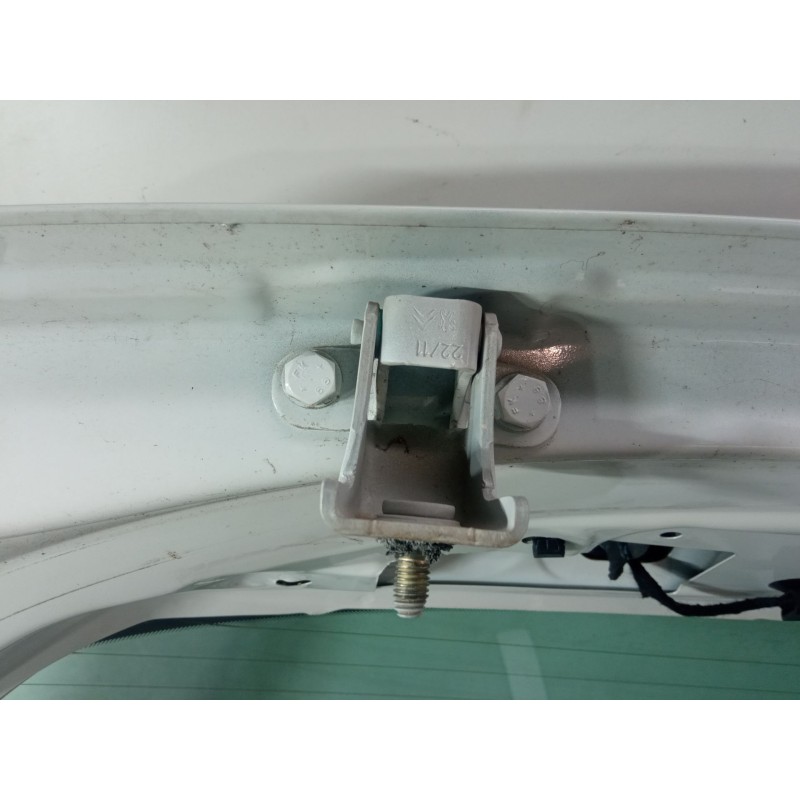 Recambio de porton trasero para citroën c4 ii (nc_) 1.6 hdi 90 referencia OEM IAM 8701FQ  