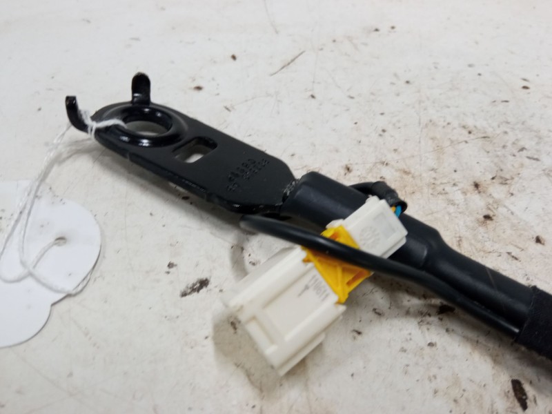 Recambio de anclaje cinturon delantero derecho para citroën c4 ii (nc_) 1.6 hdi 90 referencia OEM IAM 96748384XT  