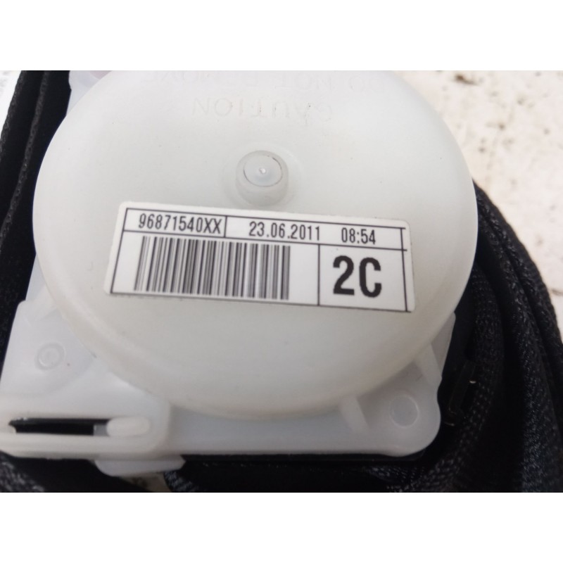 Recambio de cinturon seguridad trasero central para citroën c4 ii (nc_) 1.6 hdi 90 referencia OEM IAM 96871540XX  