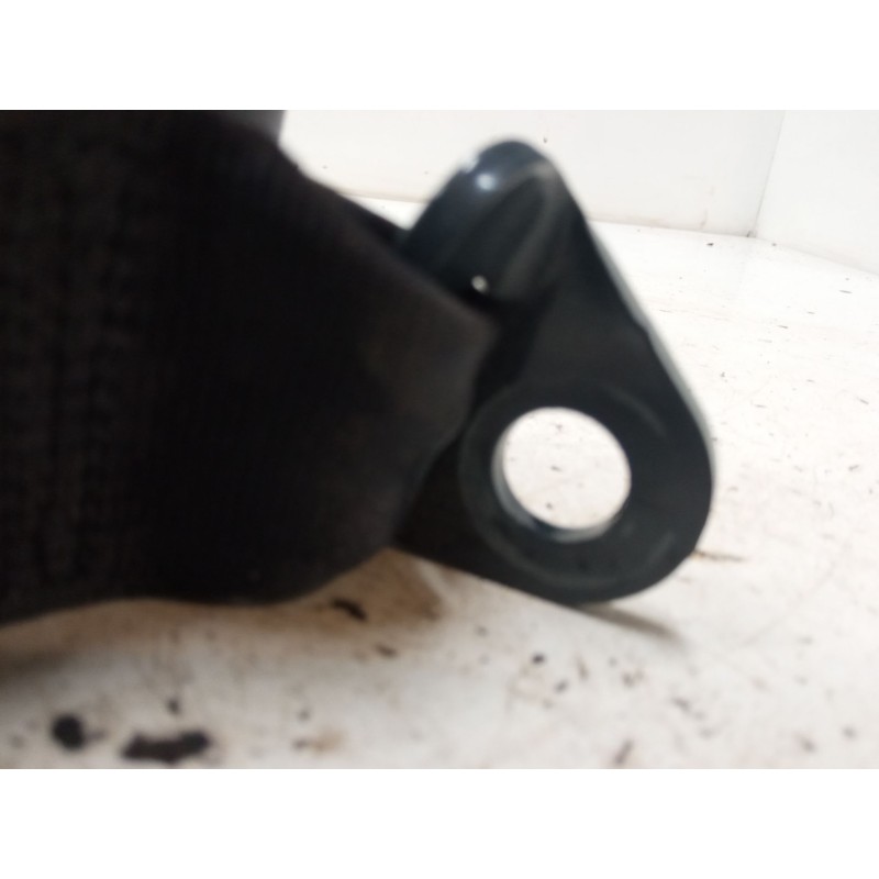 Recambio de cinturon seguridad trasero central para citroën c4 ii (nc_) 1.6 hdi 90 referencia OEM IAM 96871540XX  