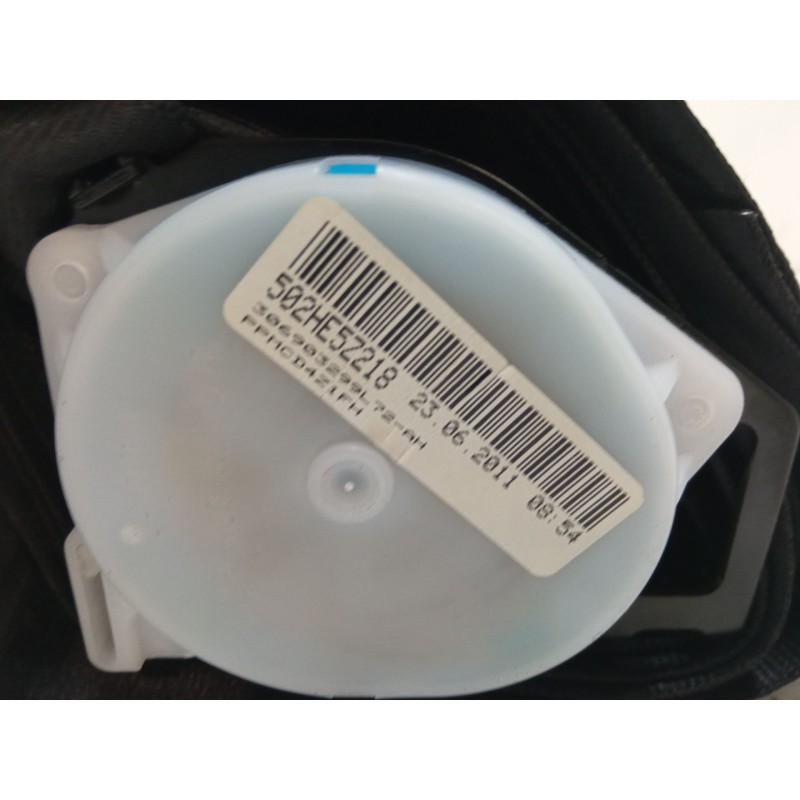 Recambio de cinturon seguridad trasero central para citroën c4 ii (nc_) 1.6 hdi 90 referencia OEM IAM 96871540XX  