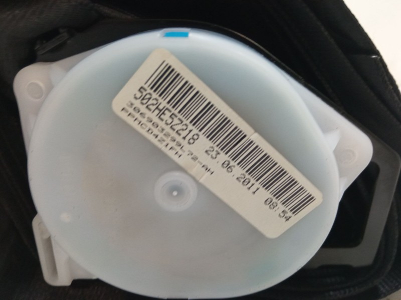 Recambio de cinturon seguridad trasero central para citroën c4 ii (nc_) 1.6 hdi 90 referencia OEM IAM 96871540XX  