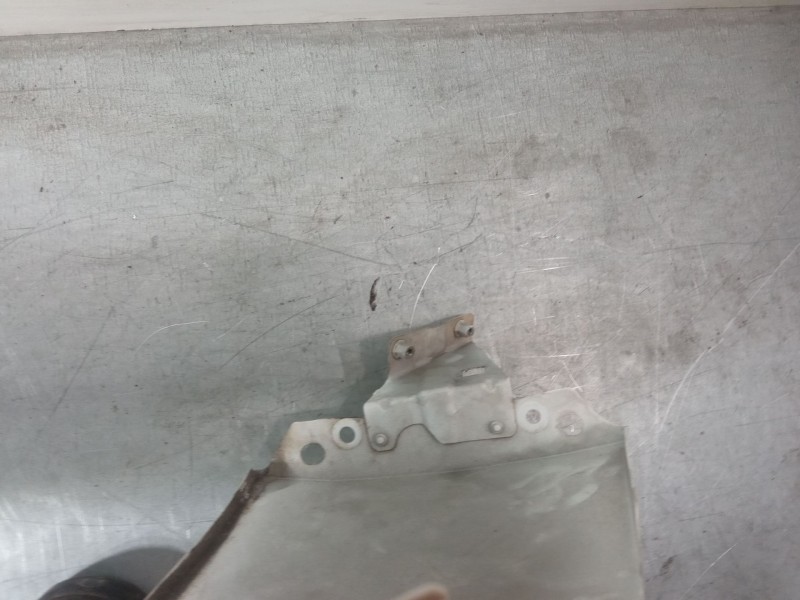 Recambio de aleta delantera derecha para citroën c4 ii (nc_) 1.6 hdi 90 referencia OEM IAM 7841AX  