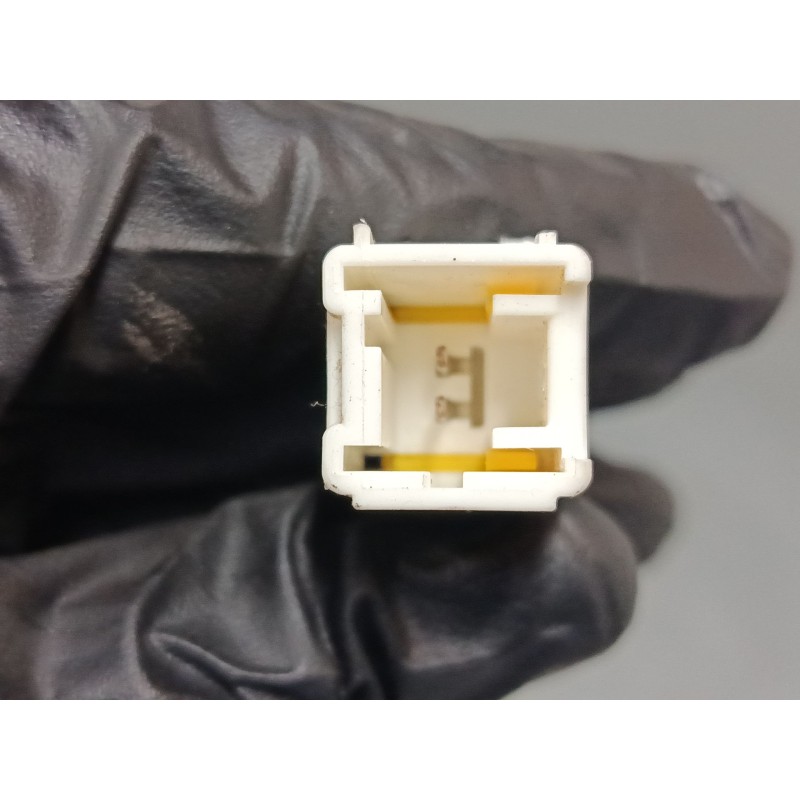 Recambio de anclaje cinturon delantero izquierdo para citroën c4 picasso i monospace (ud_) 1.6 hdi 110 referencia OEM IAM 968451