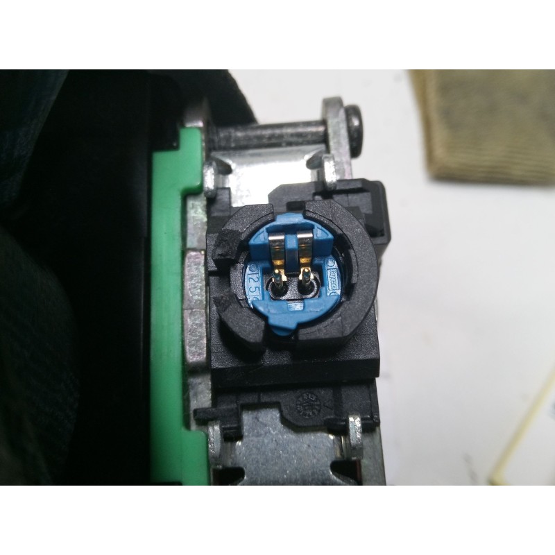 Recambio de cinturon seguridad delantero izquierdo para citroën c4 ii (nc_) 1.6 hdi 90 referencia OEM IAM 96871490XX  