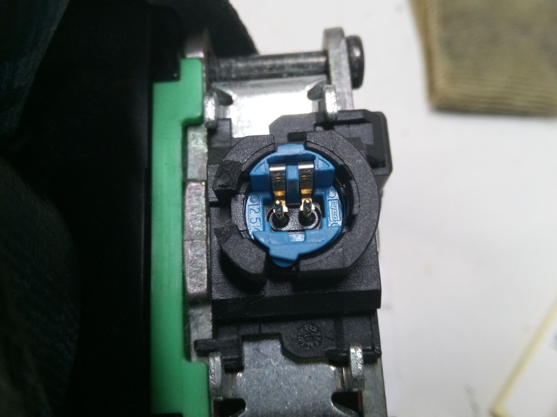 Recambio de cinturon seguridad delantero izquierdo para citroën c4 ii (nc_) 1.6 hdi 90 referencia OEM IAM 96871490XX  