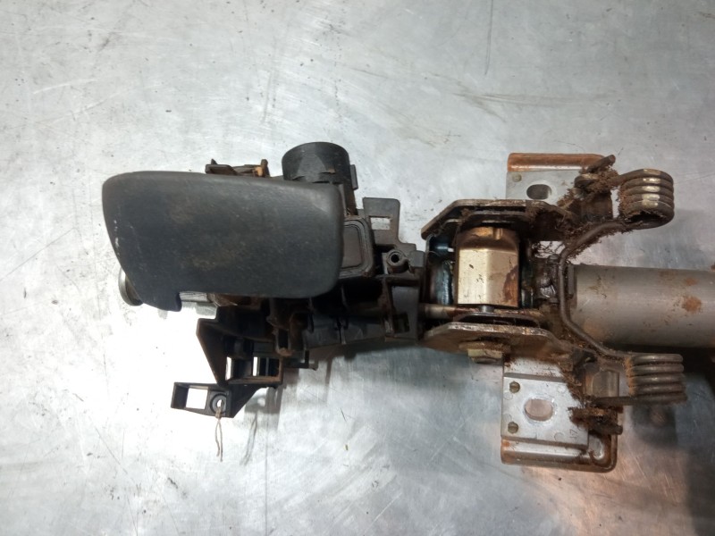 Recambio de columna direccion electrica para opel combo tour 1.3 cdti 16v referencia OEM IAM 13205208AJ 13205210 